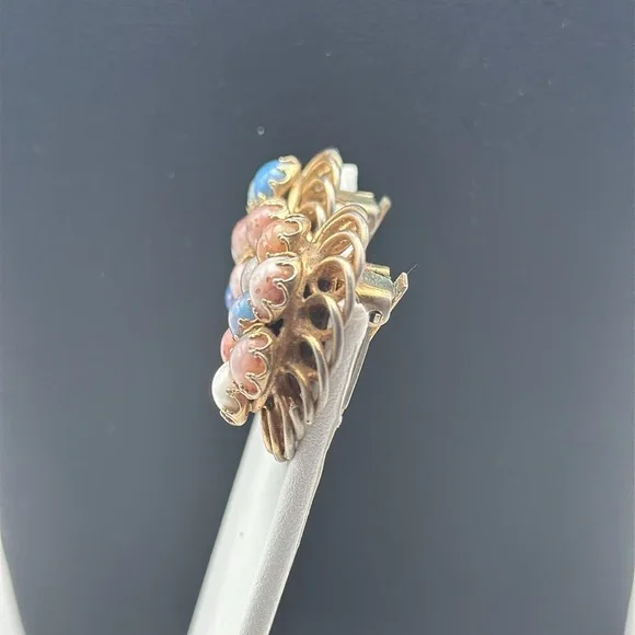 Vintage floral cluster clip on statement earrings mid century - Picture 3 of 9